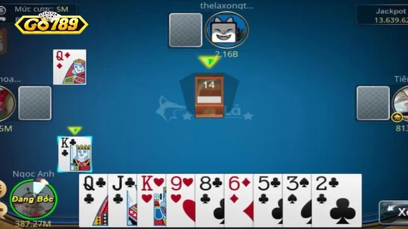 Phân tích bài tá lả của đối thủ